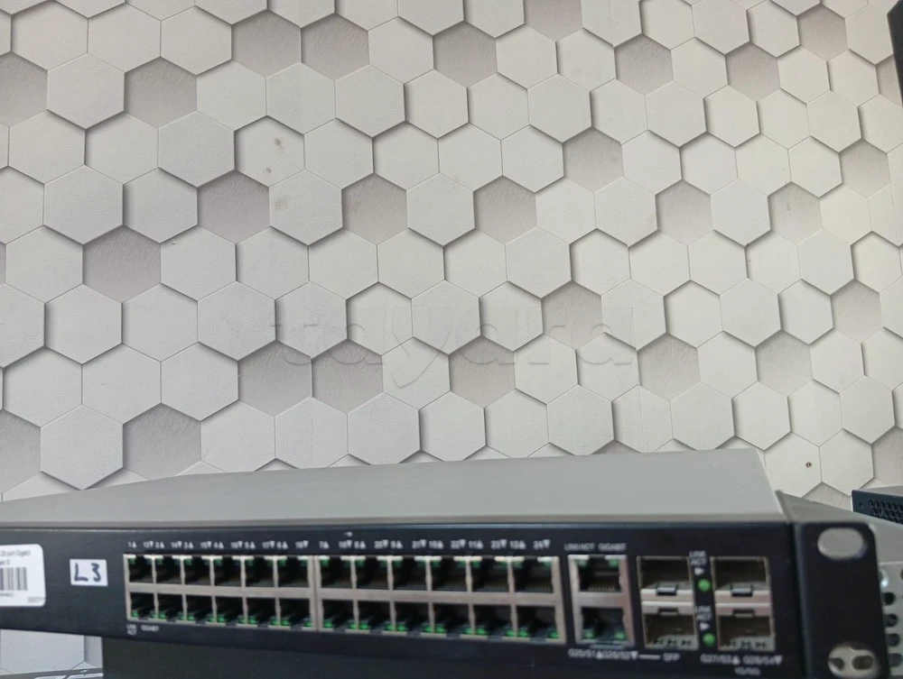 Switch Réseau Professionnel Cisco SG500-28 (SG300-28PP) Gigabit 28 Ports + SFP