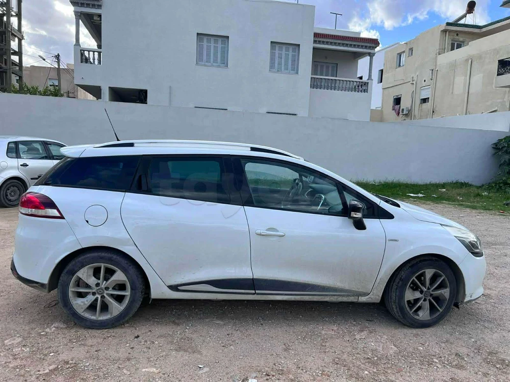 Carte voiture Renault Clio