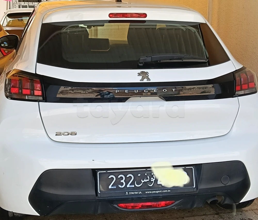 Peugeot 208