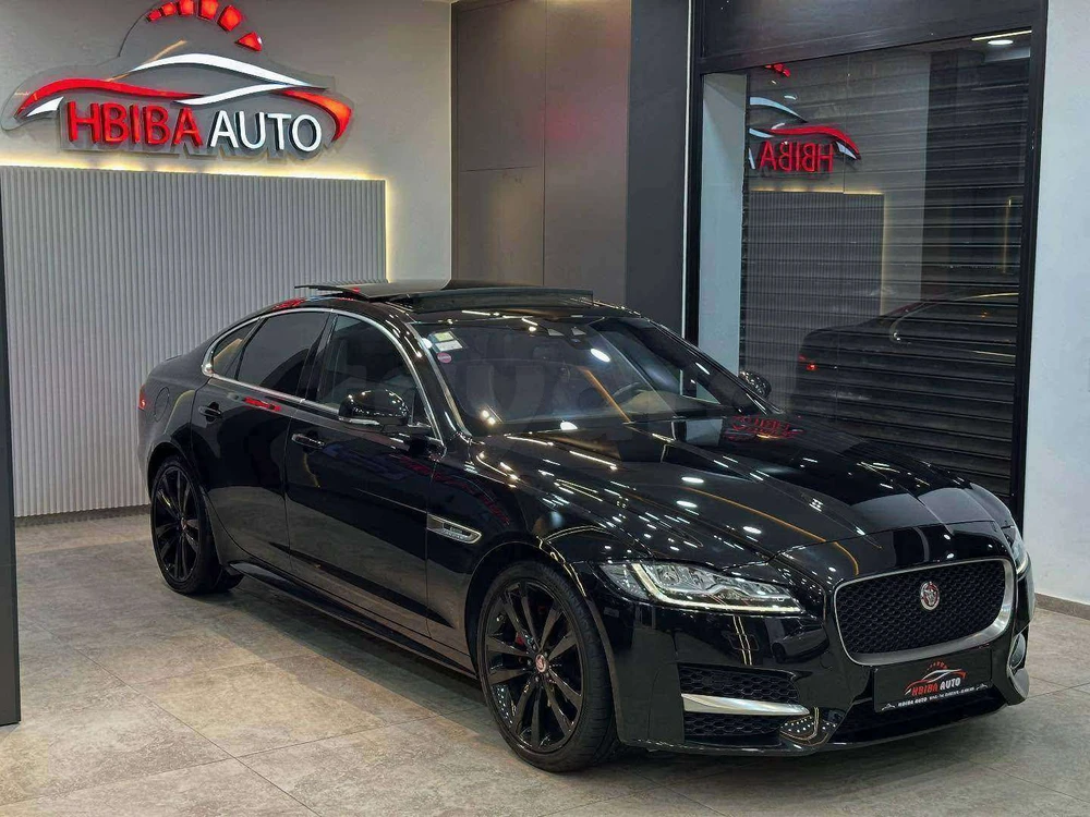 Jaguar XF