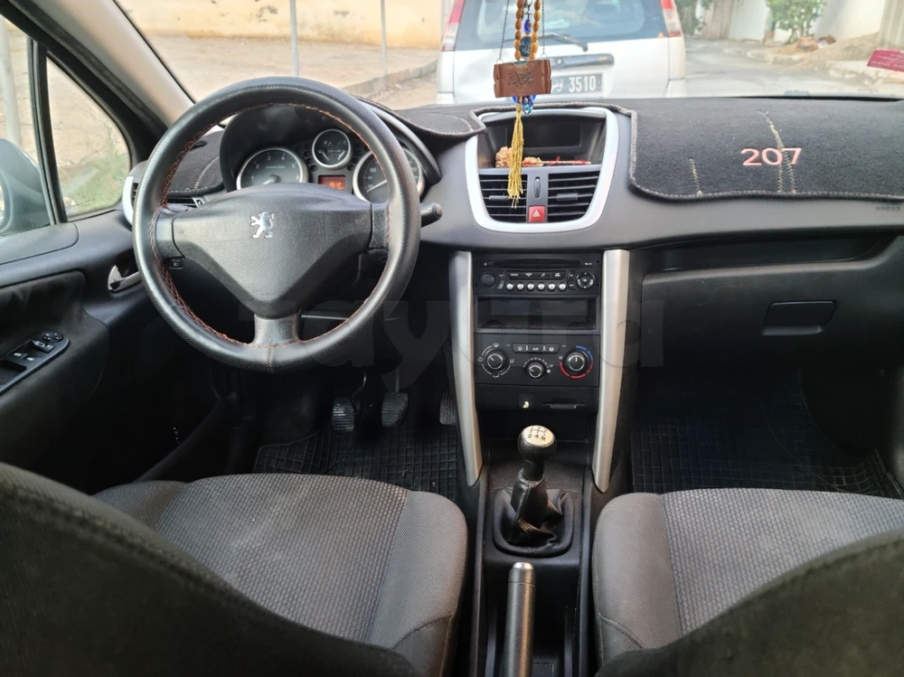 Carte voiture Peugeot 207