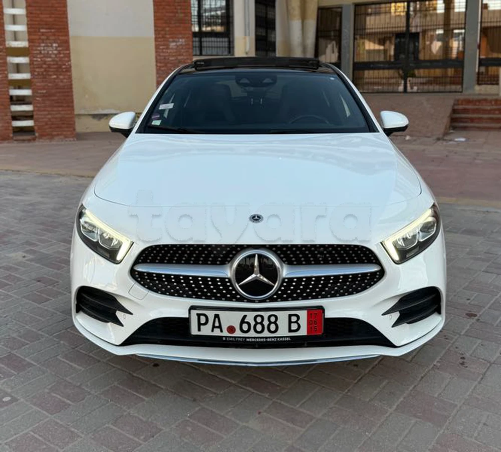 Carte voiture Mercedes-Benz Classe A