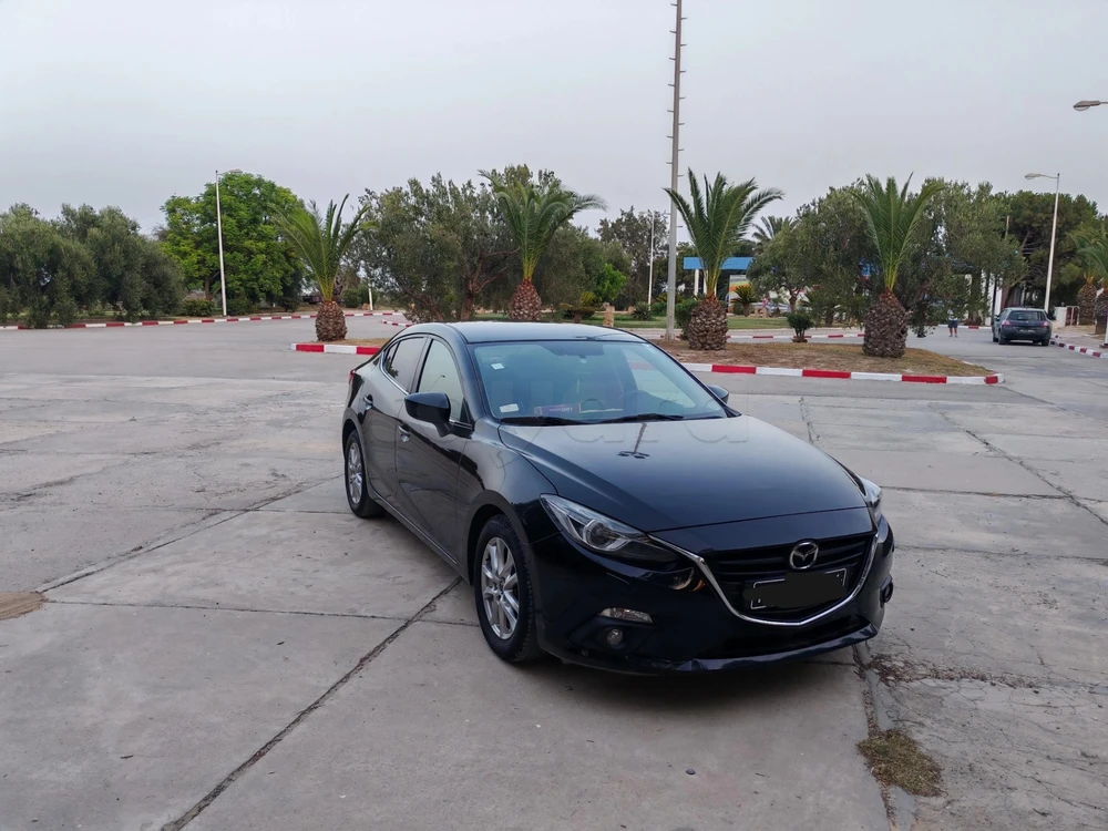 Carte voiture Mazda 3