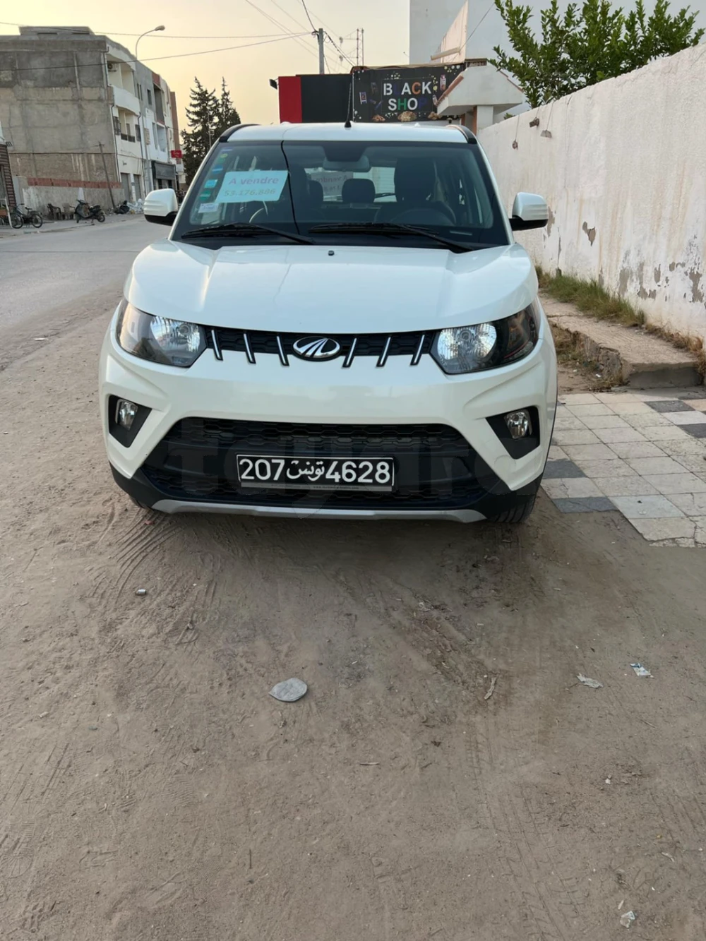 Carte voiture Mahindra Hover