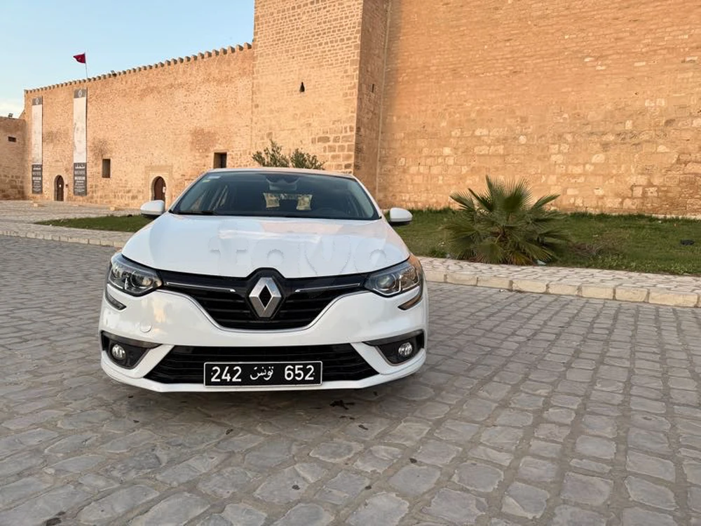 Carte voiture Renault Megane