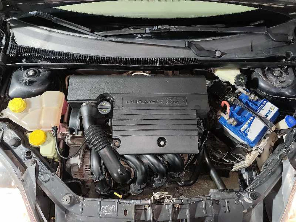 Carte voiture Ford Fiesta