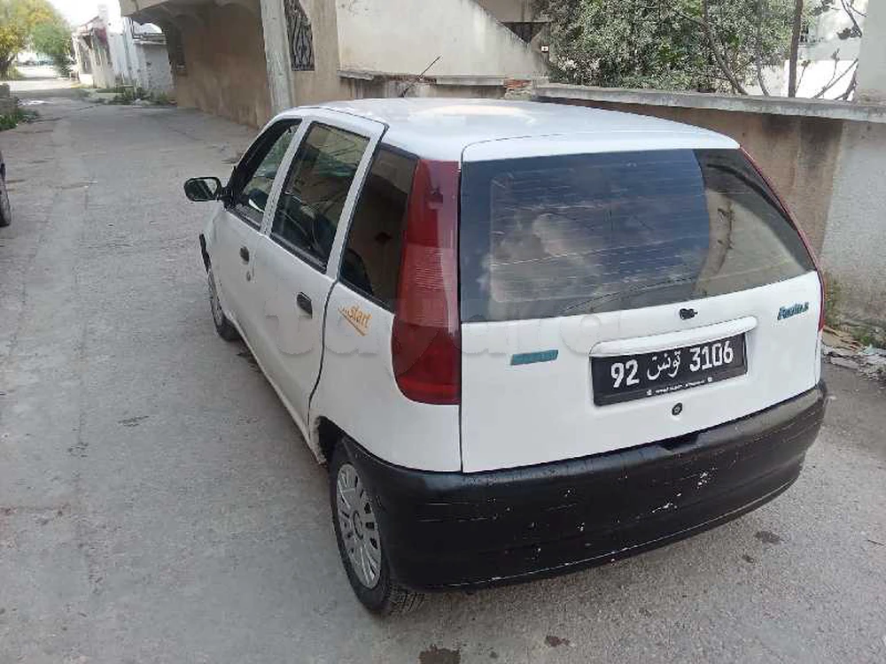 Carte voiture Fiat Punto