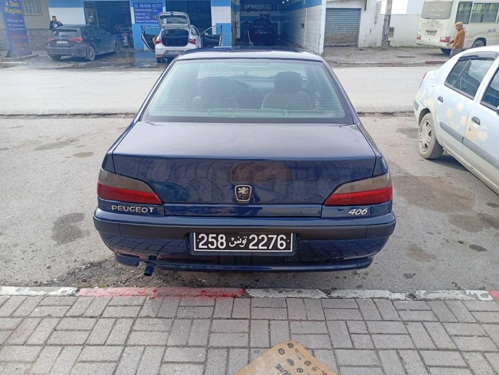 Peugeot 406