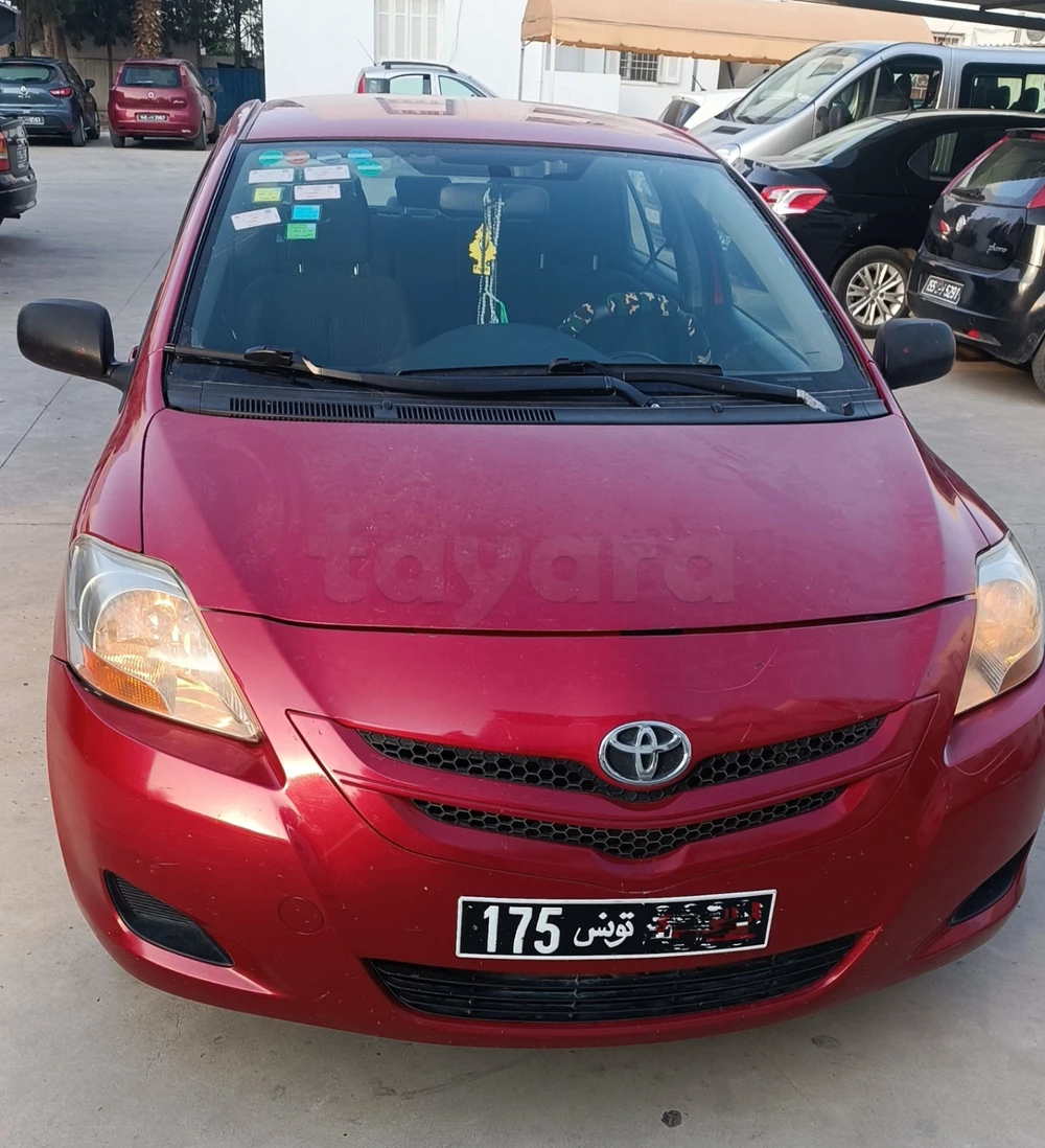 Toyota Yaris - 2010 Essence 6 CV à Tunis - autoprix.tn