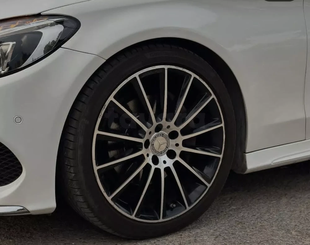 Carte voiture Mercedes-Benz Classe C