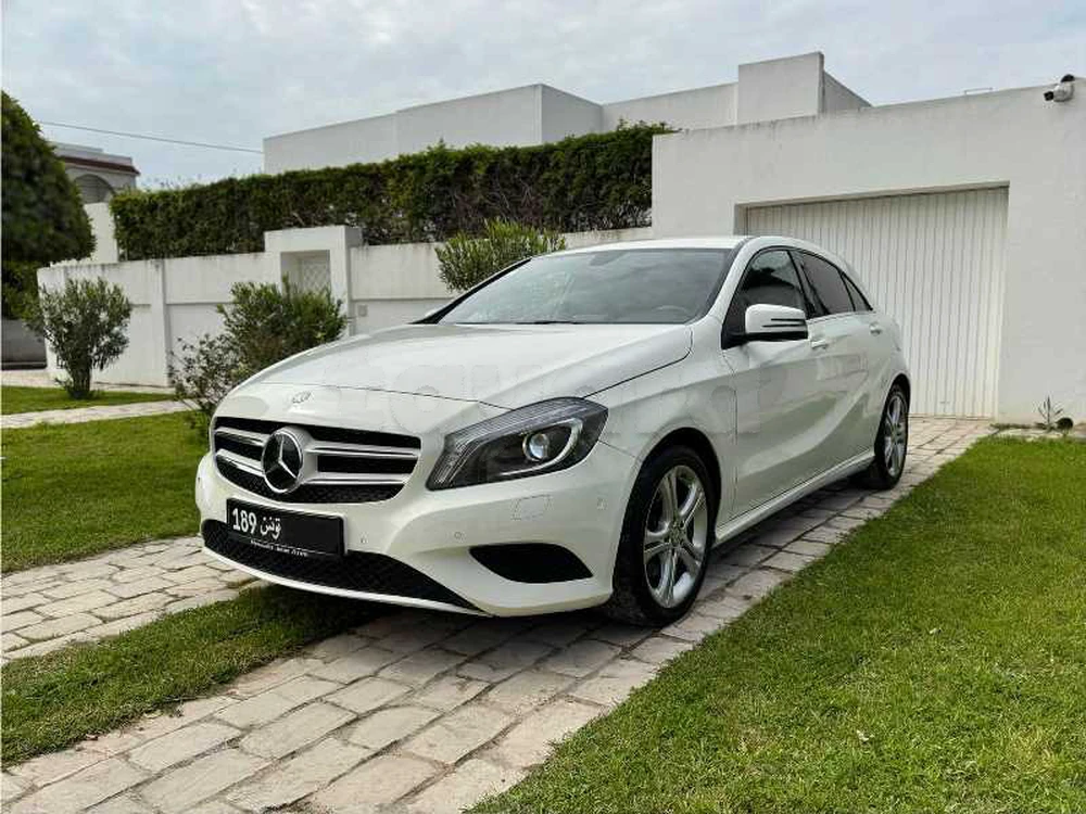 Carte voiture Mercedes-Benz Classe A