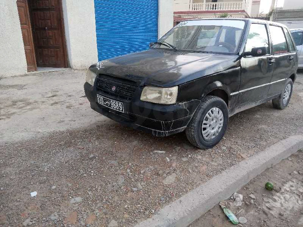 Carte voiture Fiat Uno