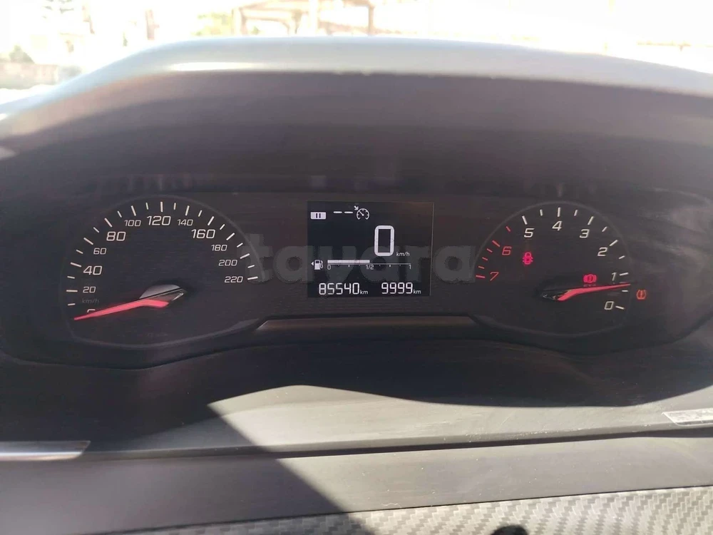 Carte voiture Peugeot 208