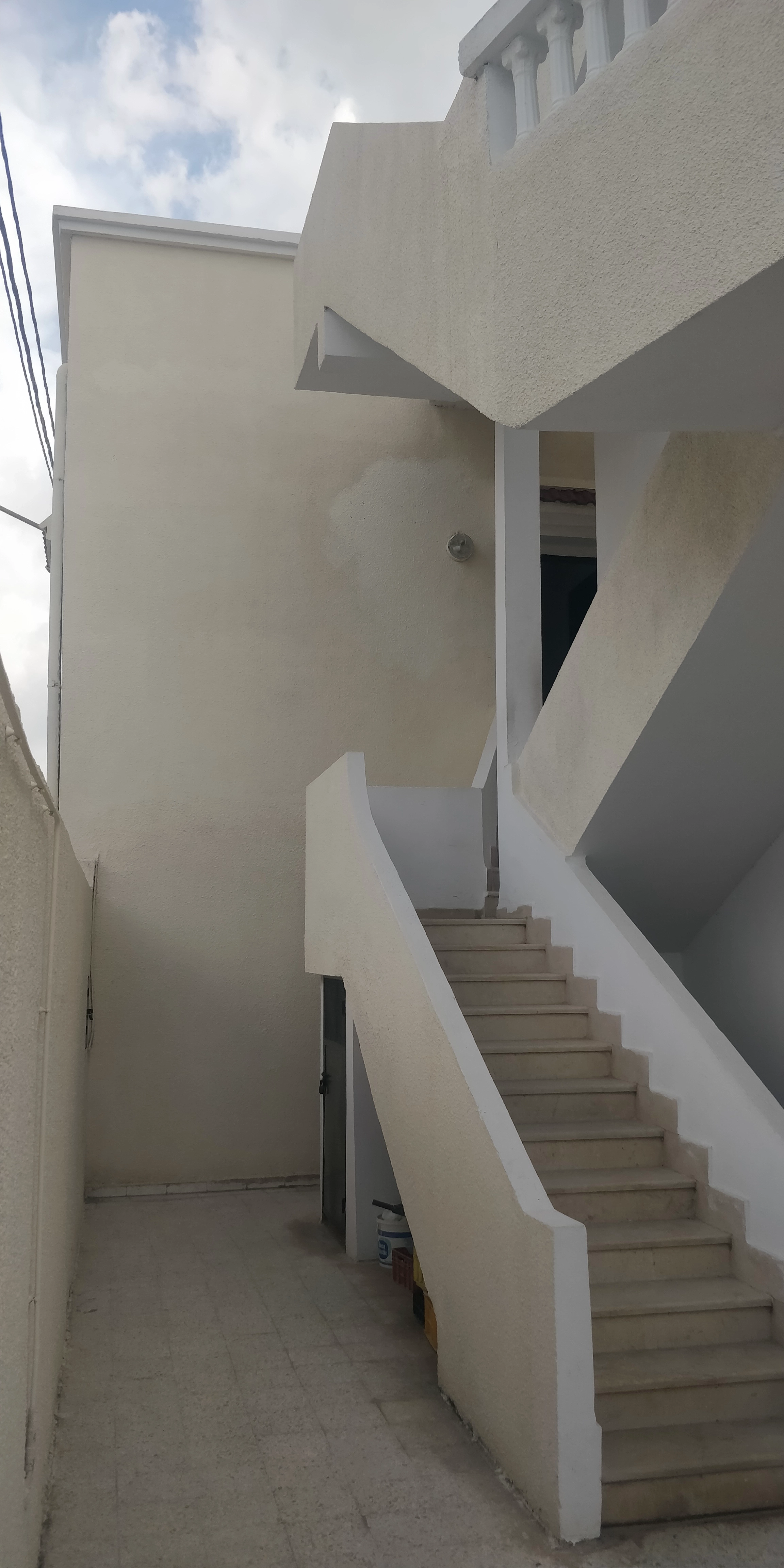 Un studio à Mourouj4 pour célibataire - quartier calme