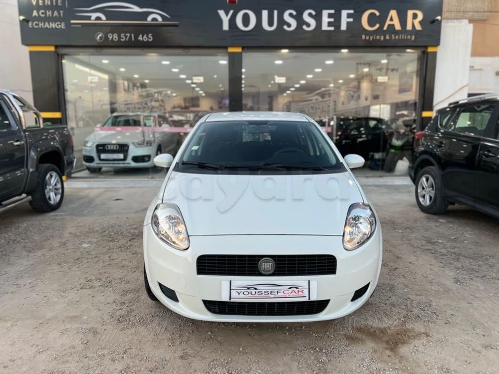 Carte voiture Fiat Grande Punto