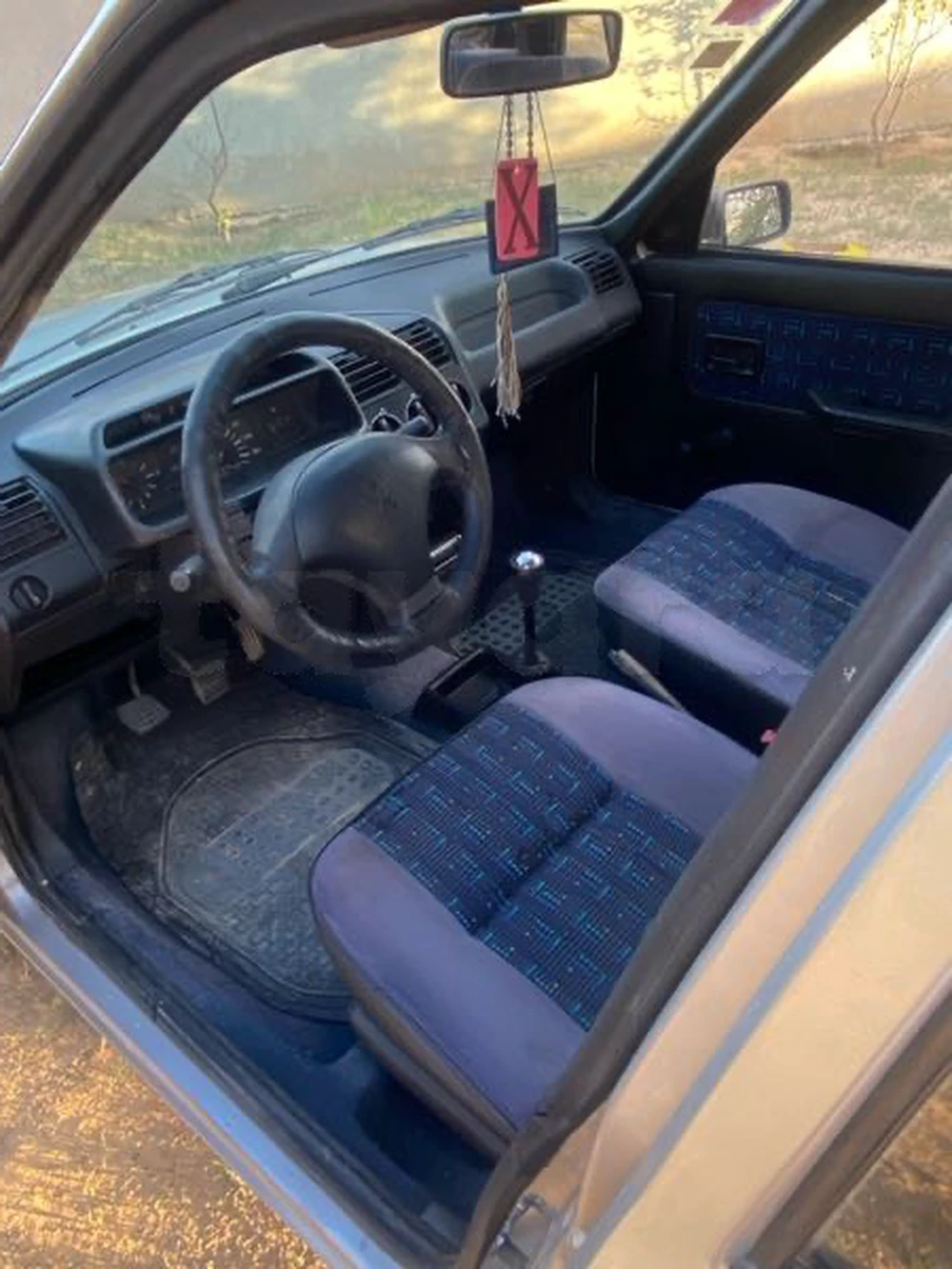 Peugeot 205