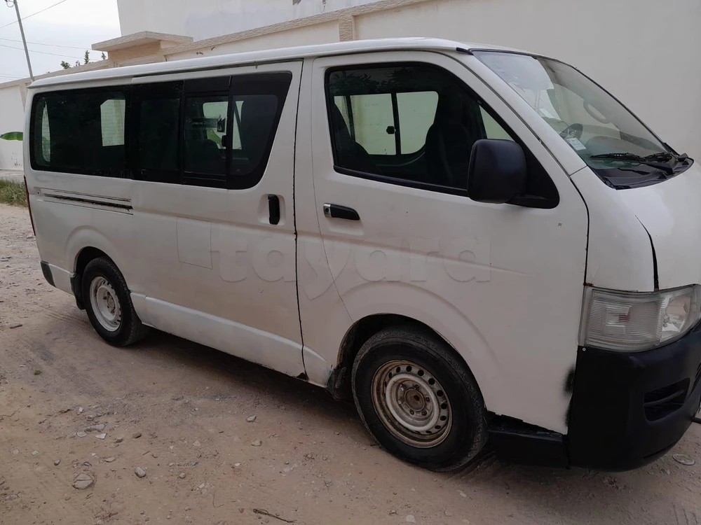 Carte voiture Toyota Hiace