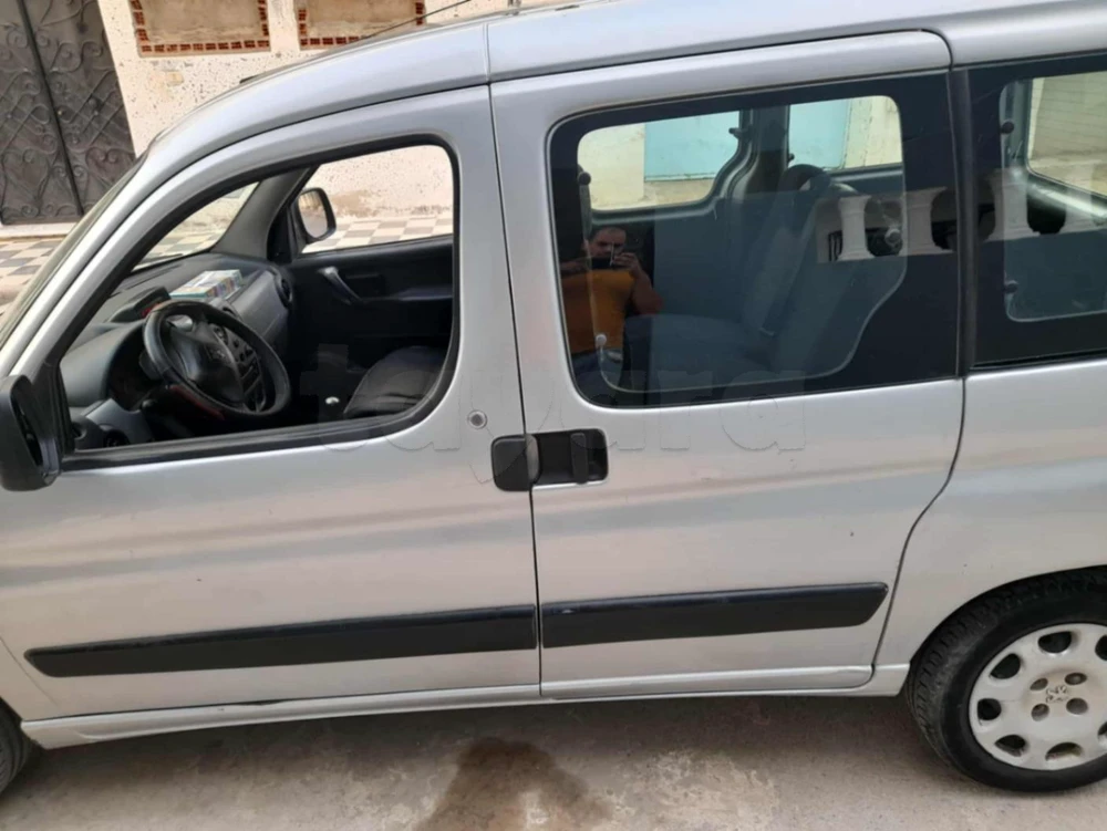 Carte voiture Peugeot Partner