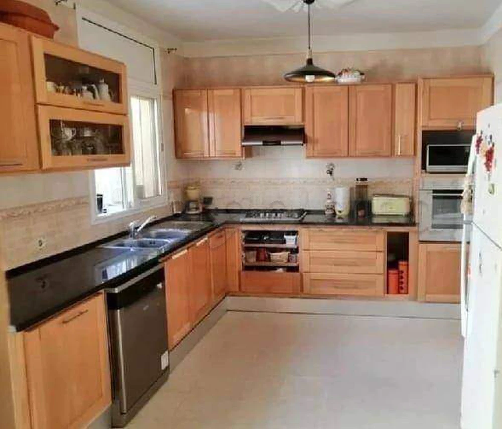 A VENDRE UN DUPLEX S+4 AVEC GARAGE A RADES MELIANE 2