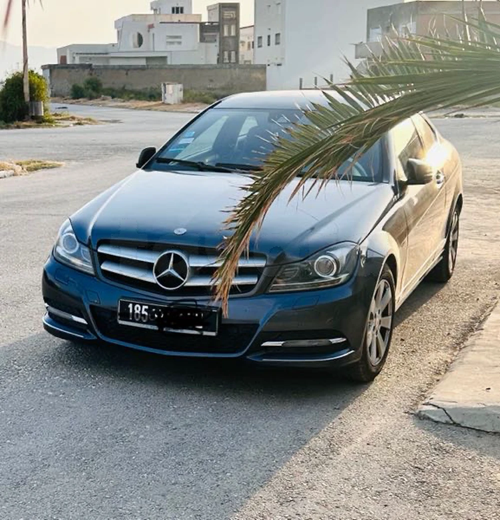 Carte voiture Mercedes-Benz Classe C Coupe