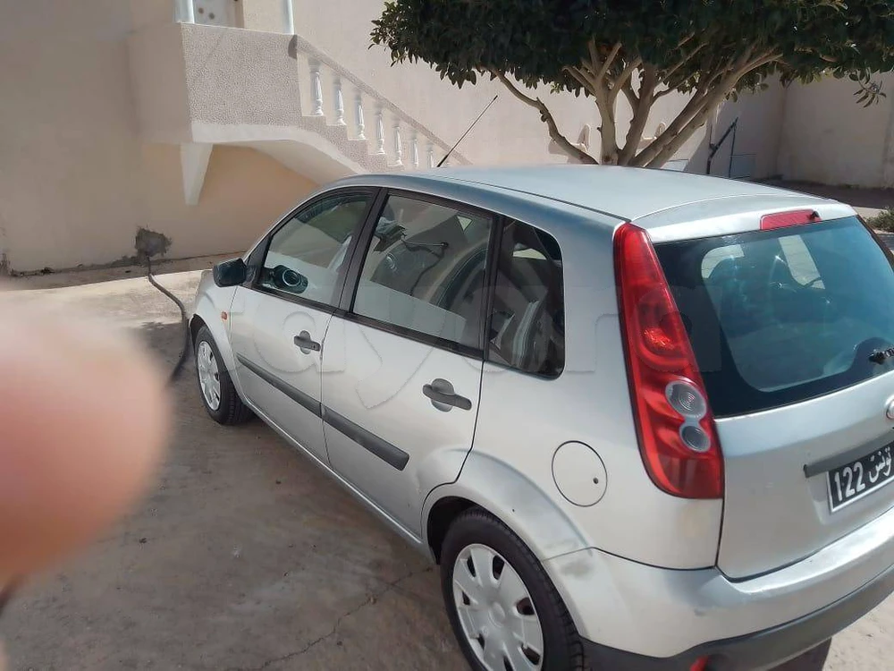 Carte voiture Ford Fiesta