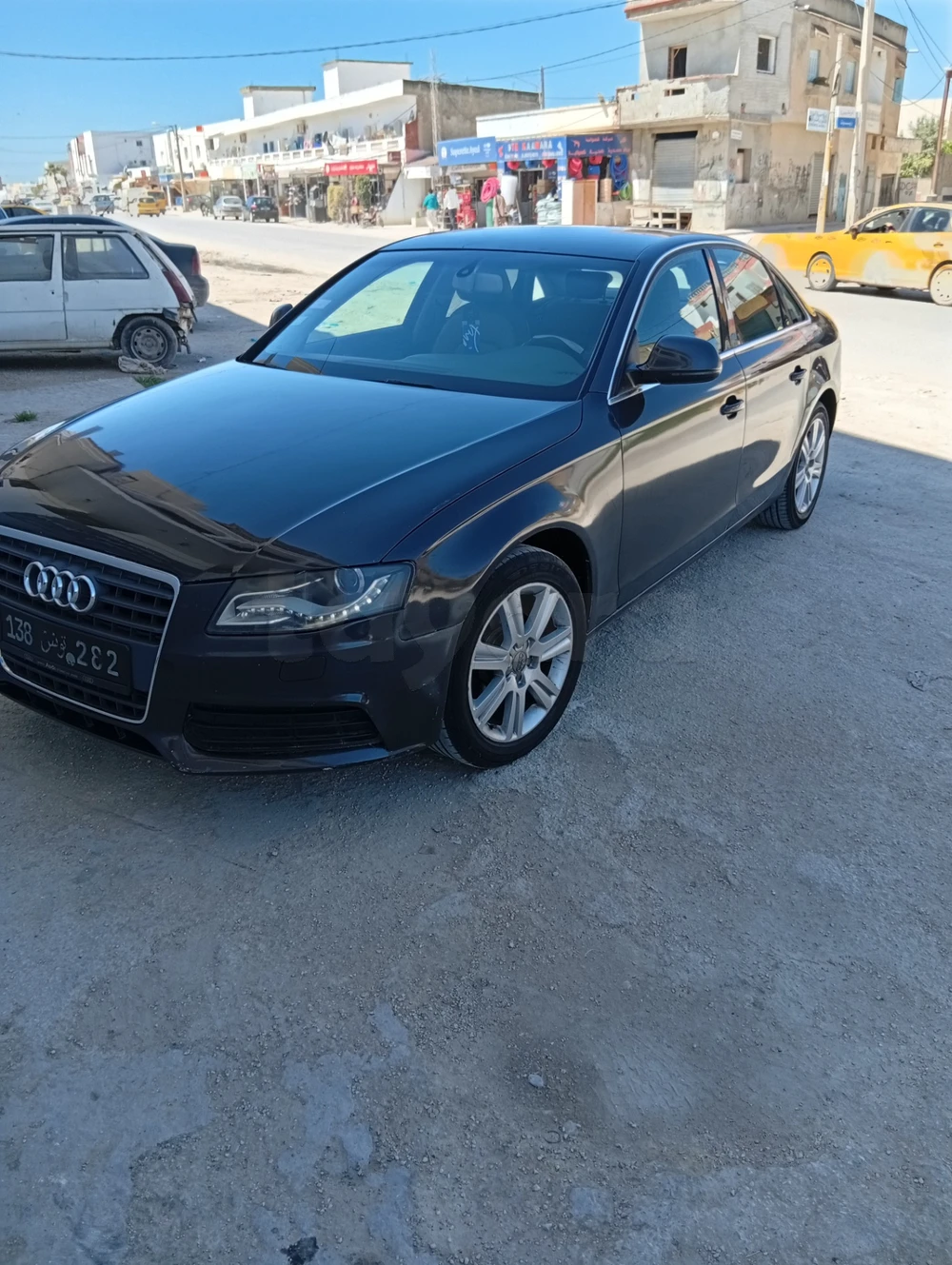 Carte voiture Audi A4