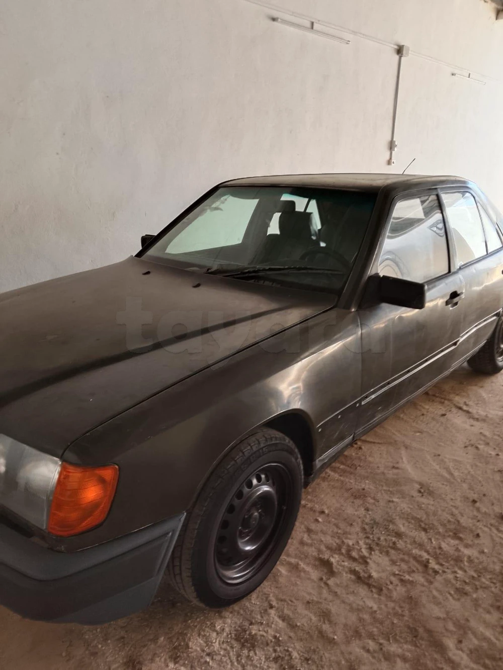 Carte voiture Mercedes-Benz 240