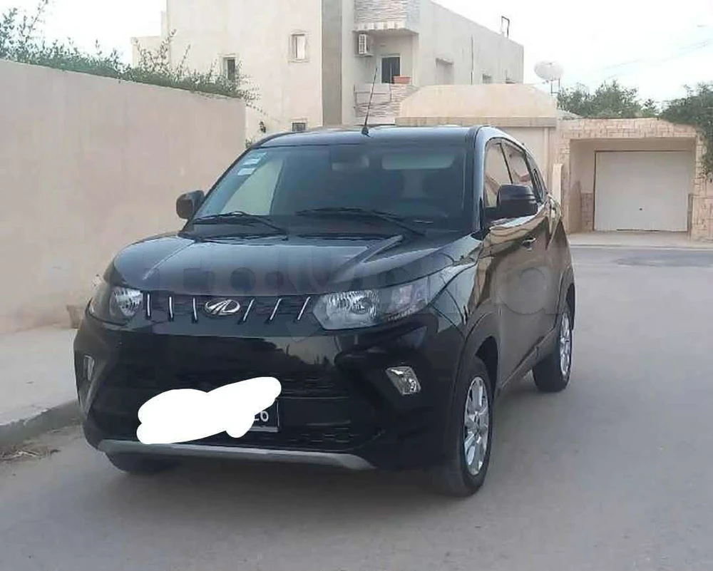 Carte voiture Mahindra Hover