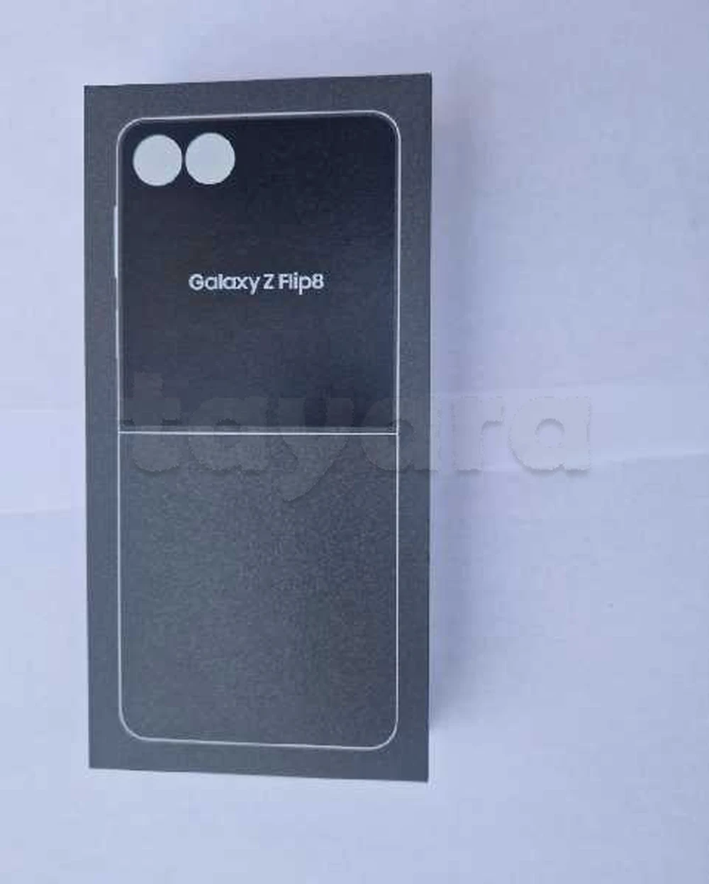 Samsung Galaxy Z Flip8 – 12 Go / 256 Go