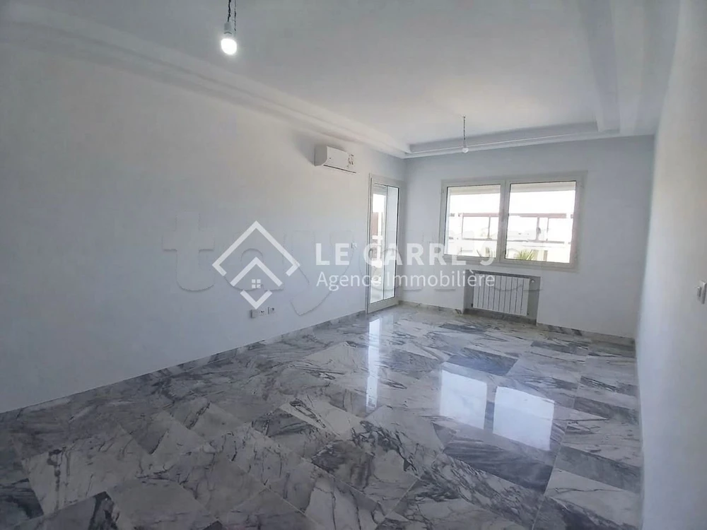 A vendre appartement s+2 direct promoteur à Nouvelle Soukra