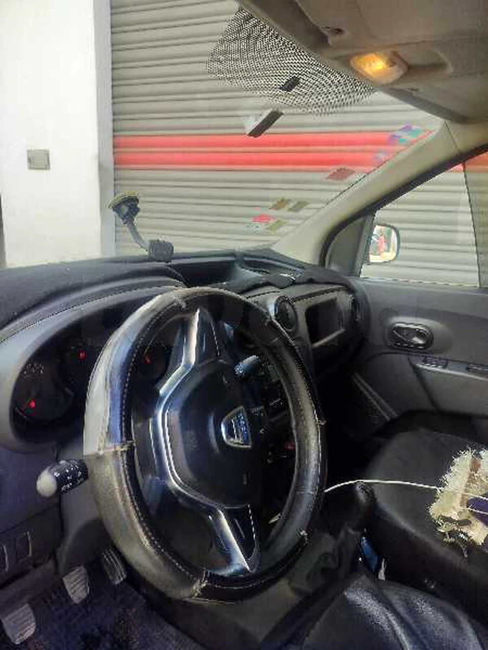 Carte voiture Dacia Dokker