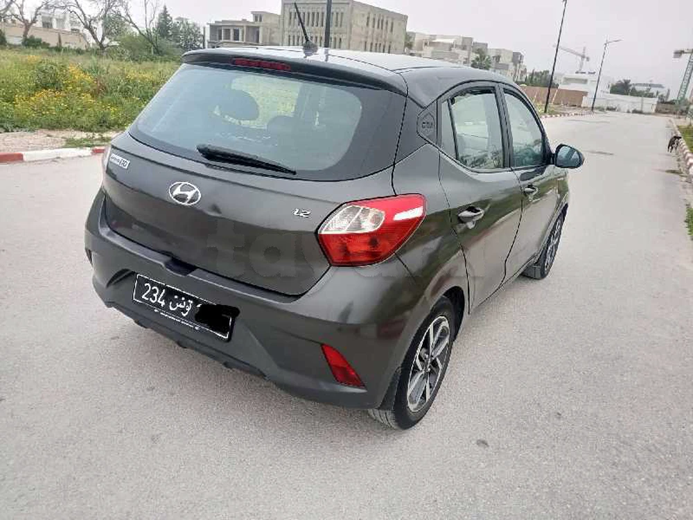 Carte voiture Hyundai i10