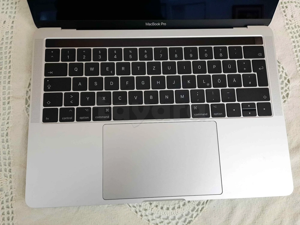 MacBook Pro 13 TouchBar Core i5 2017 8G/500G SSD/Cycle 8