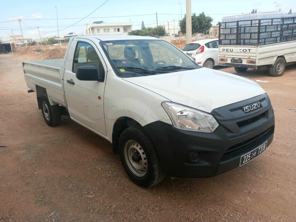 Carte voiture Isuzu D-Max