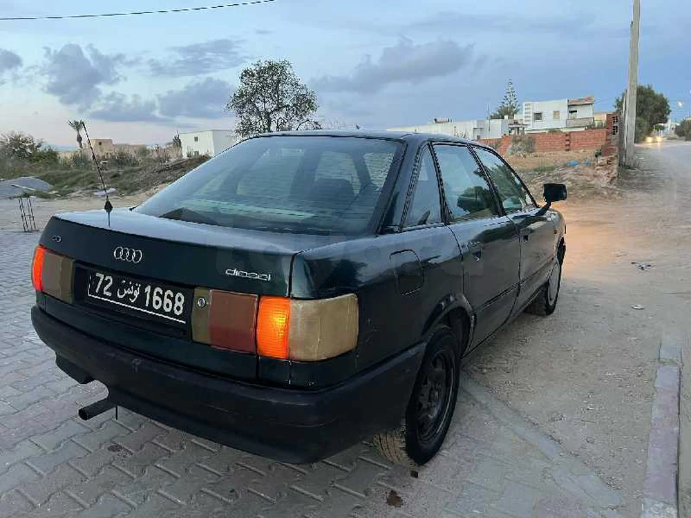 Audi 80