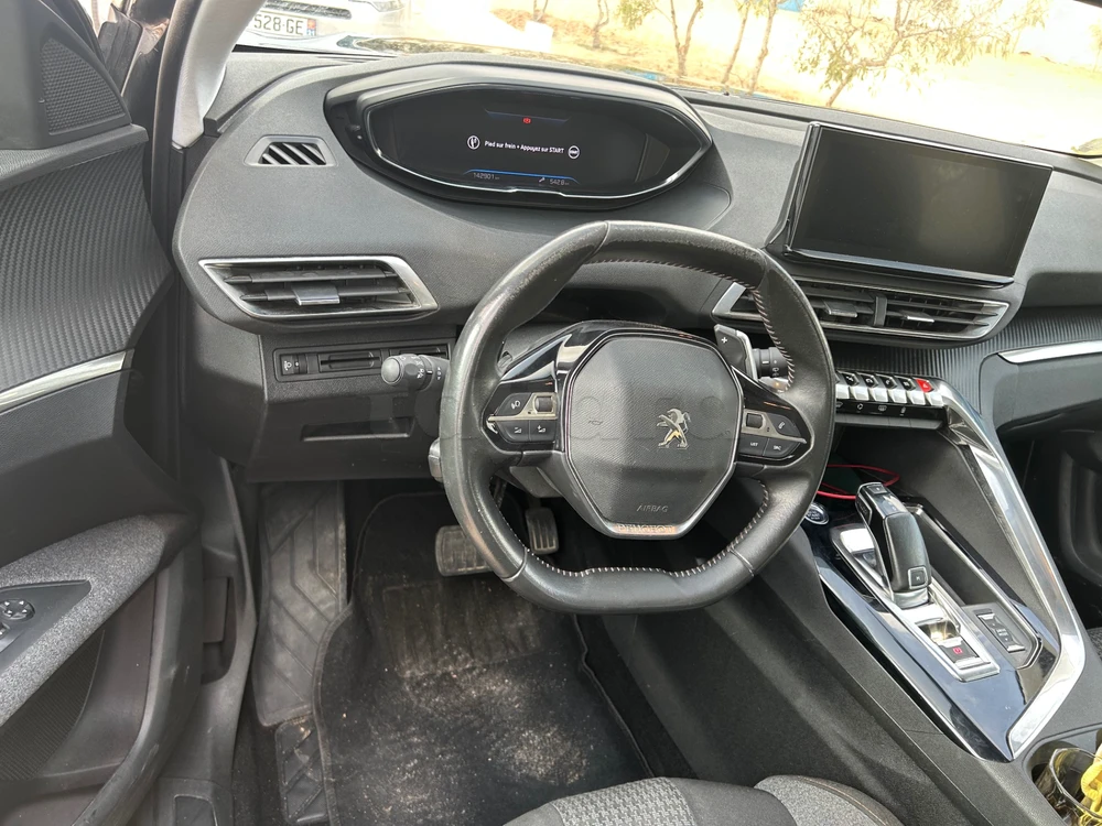 Carte voiture Peugeot 3008