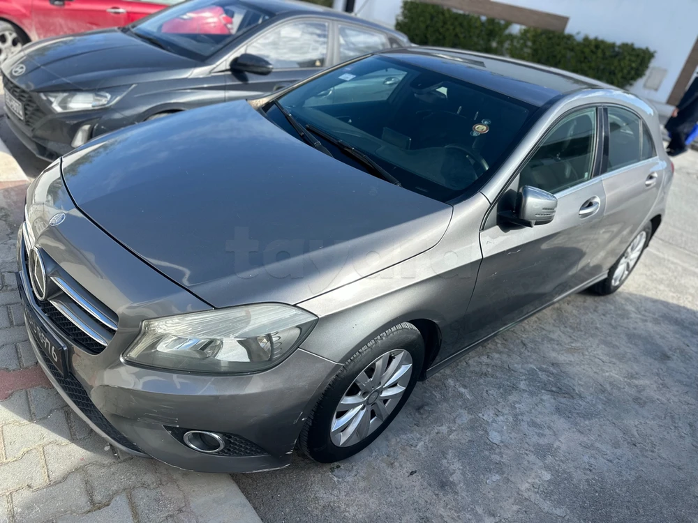 Carte voiture Mercedes-Benz Classe A