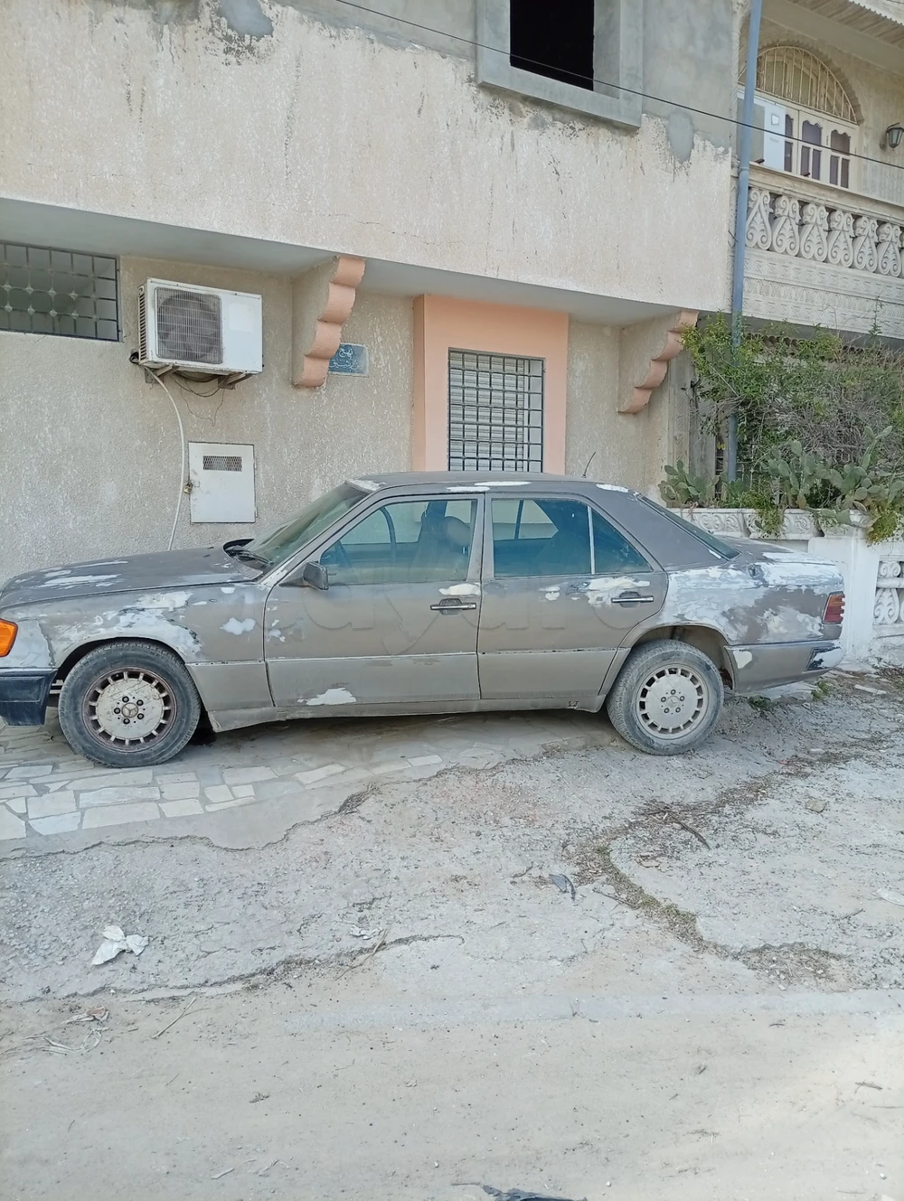 Mercedes-Benz 250