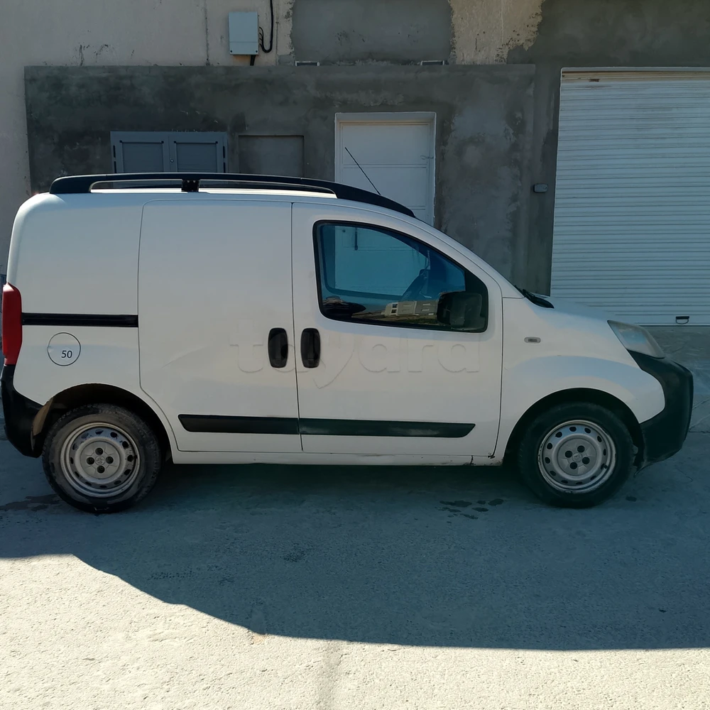 Carte voiture Peugeot Bipper