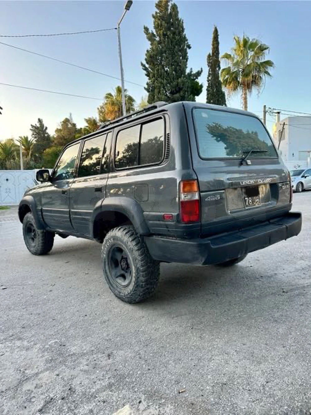 Toyota Land Cruiser
