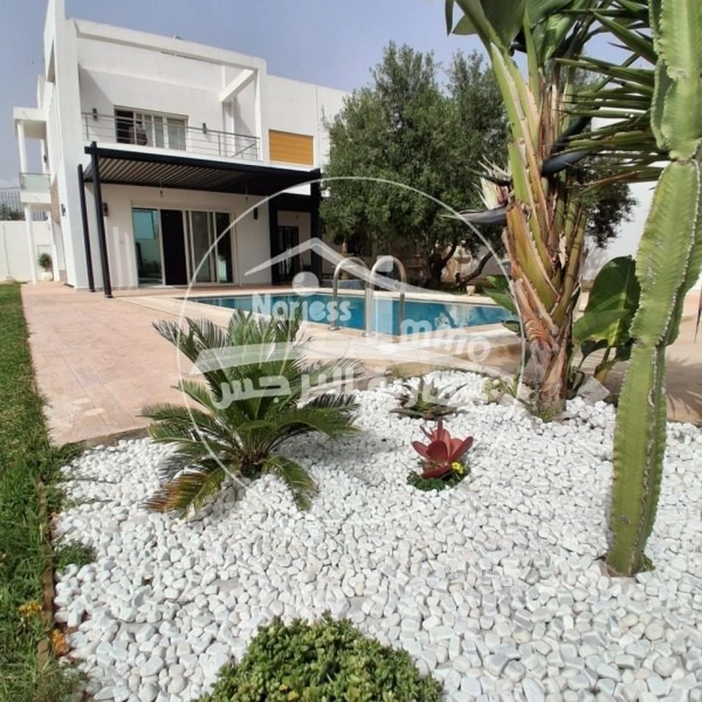 Splendide villa à chot mariem location annuelle