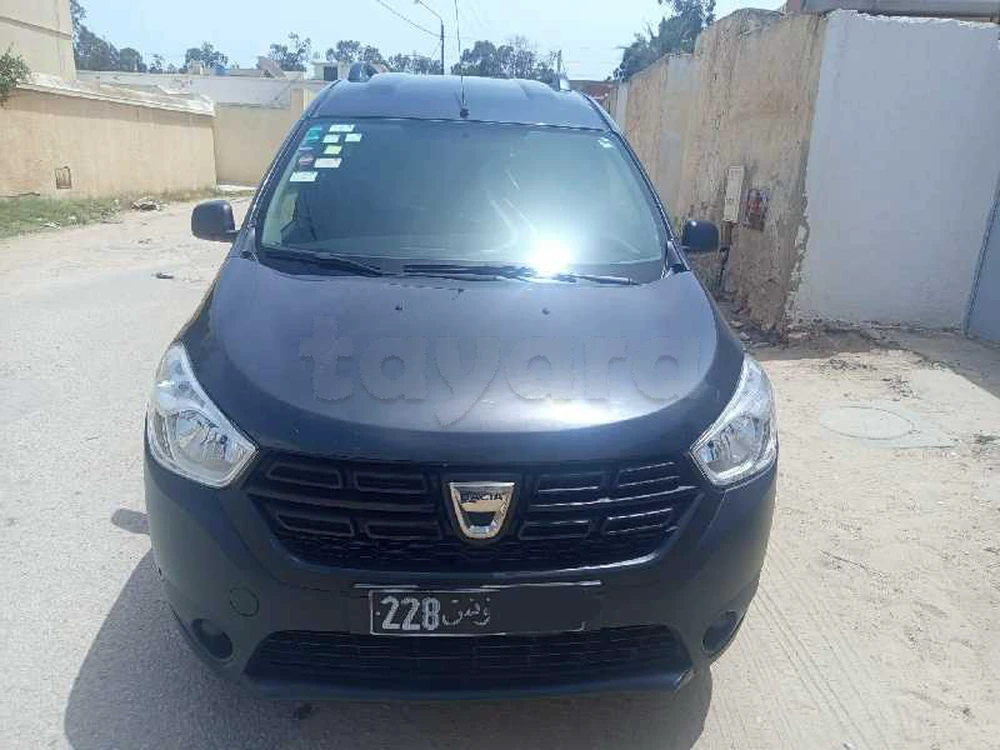 Carte voiture Dacia Dokker
