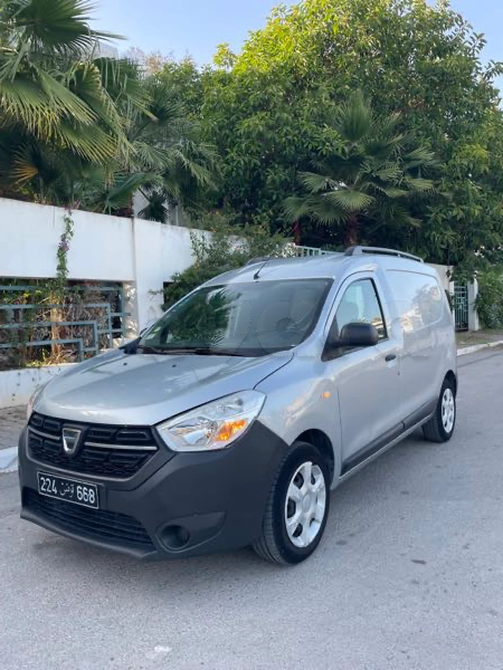 Carte voiture Dacia Dokker