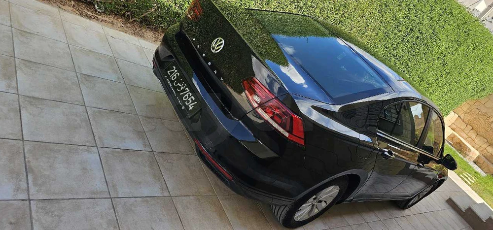 Carte voiture Volkswagen Passat