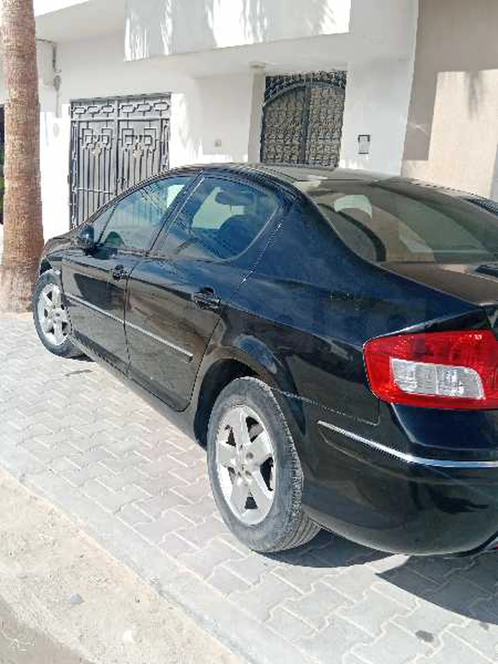 Peugeot 407