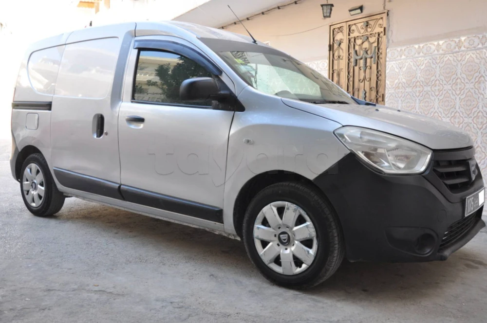 Carte voiture Dacia Dokker