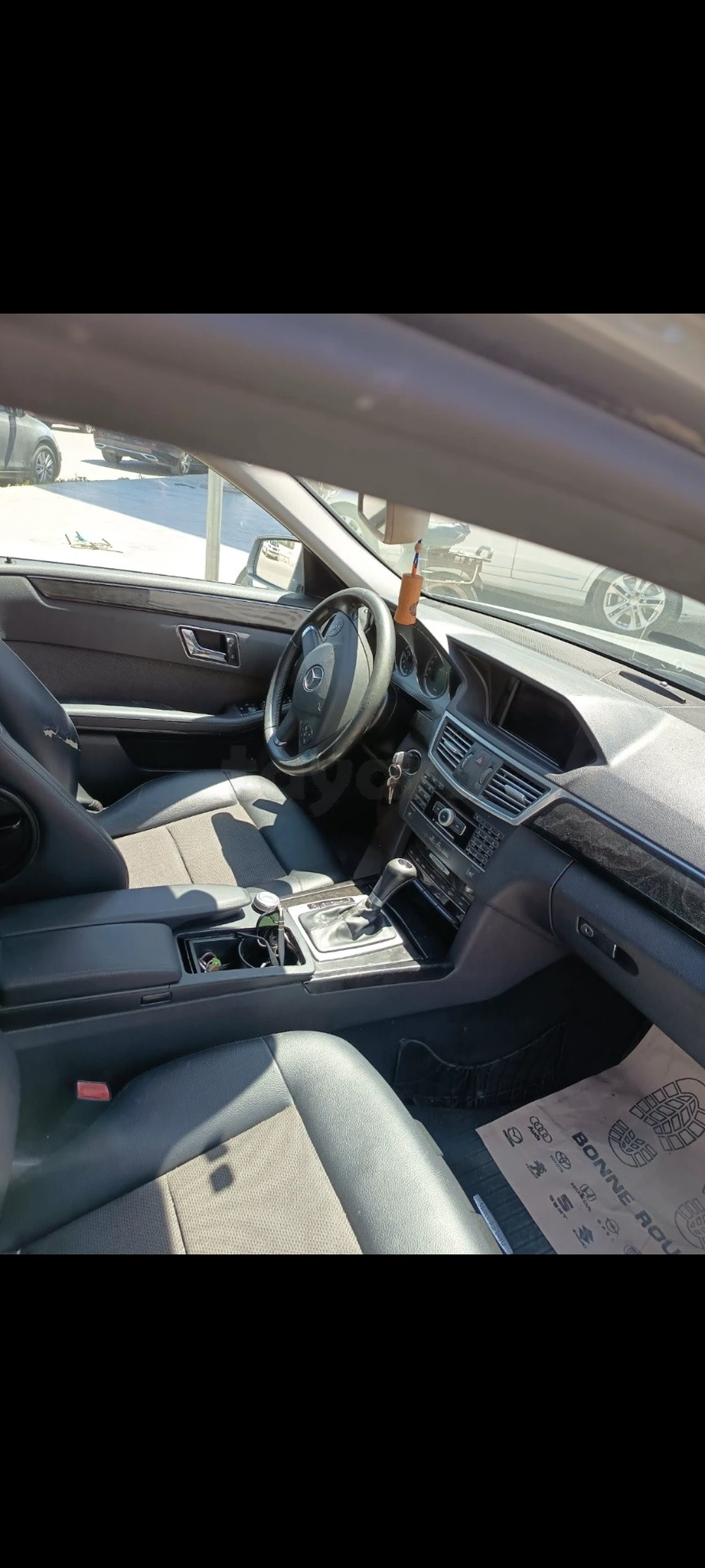 Carte voiture Mercedes-Benz Classe E