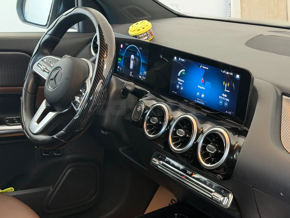 Mercedes GLA250e