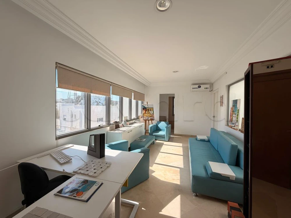 À louer un bureau H+1 à Mutuelle ville