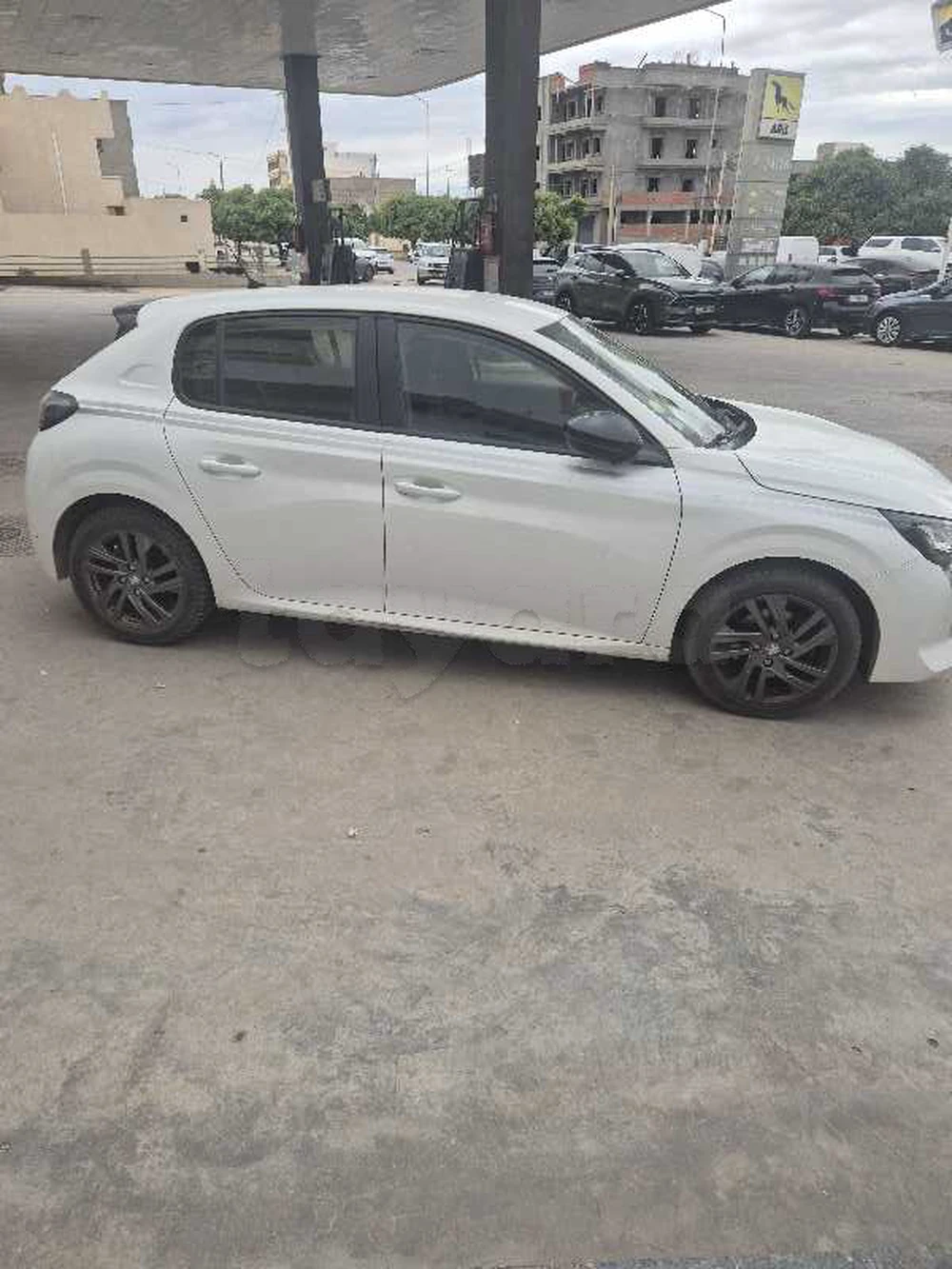 Carte voiture Peugeot 208